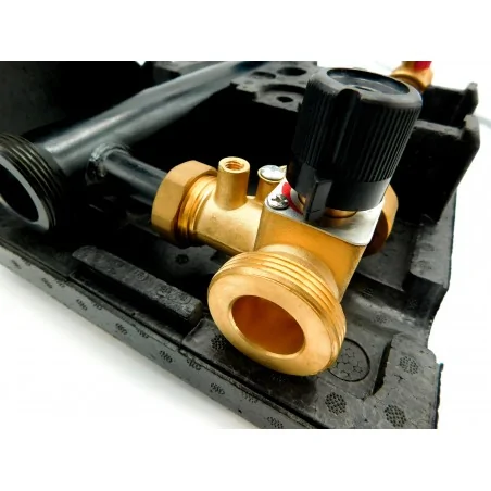 Grupa pompowa do CO z mieszaczem / na pompę 130mm